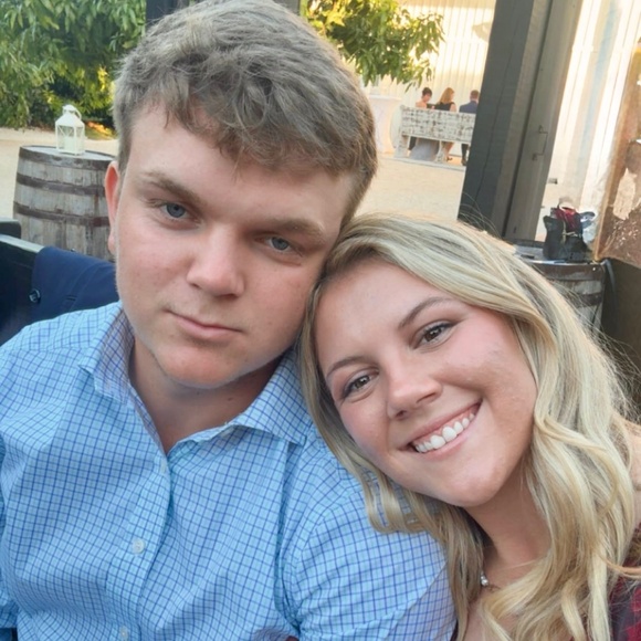 Meet your Posher, Zoe - Picture 1 of 1